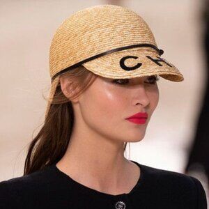 NWT🖤CHANEL🖤19S Runway CHA-NEL Straw/Leather Double Visor Hat *RARE*
